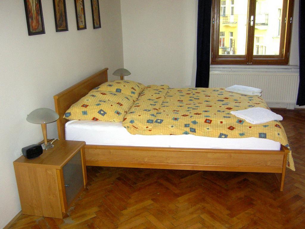 Apartments Vezenska Прага Стая снимка