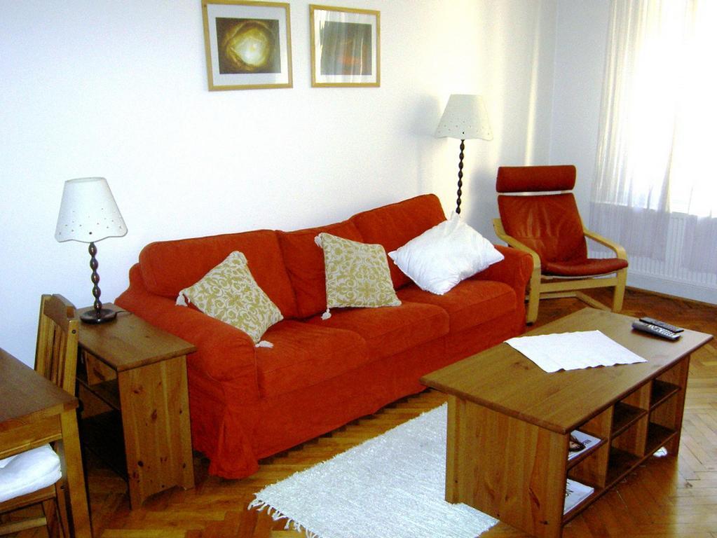 Apartments Vezenska Прага Стая снимка