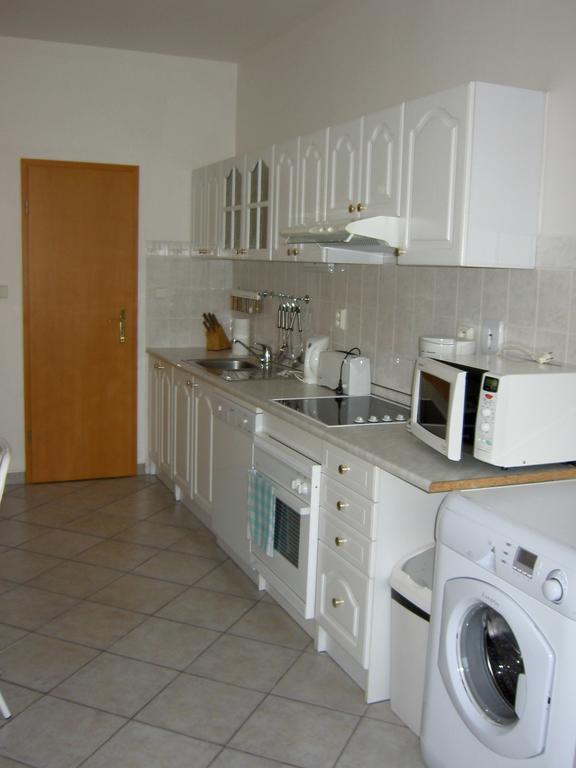 Apartments Vezenska Прага Стая снимка